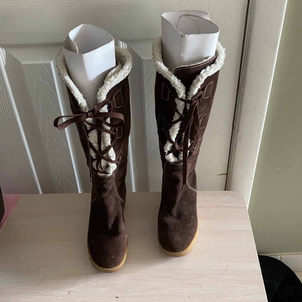 MICHAEL KORS WOMEN SHEARLING LACE UP WEDGE BOOTS SIZE 5.5 - Picture 1 of 10